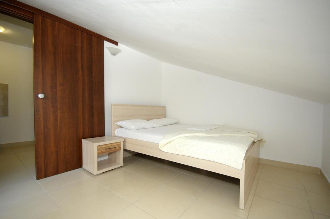 Apartments Anita Budva Exterior photo