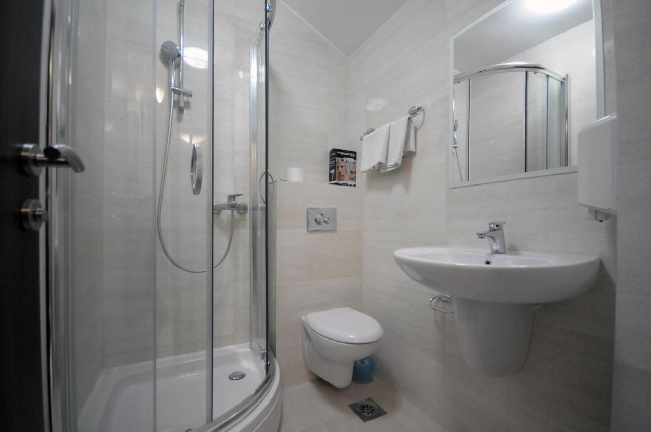Apartments Anita Budva Exterior photo